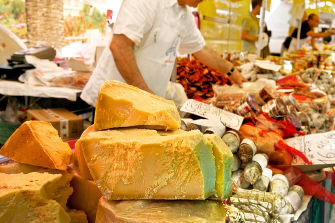 Paris Le Marais: Private French Food & Wine Walking Tour - Drinks: what up to 4 drinks means in real life