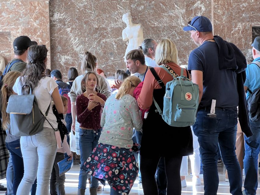 Paris Louvre: 2-Hour Private Tour for Groups or Families - Mona Lisa First, and Why That Moment Matters