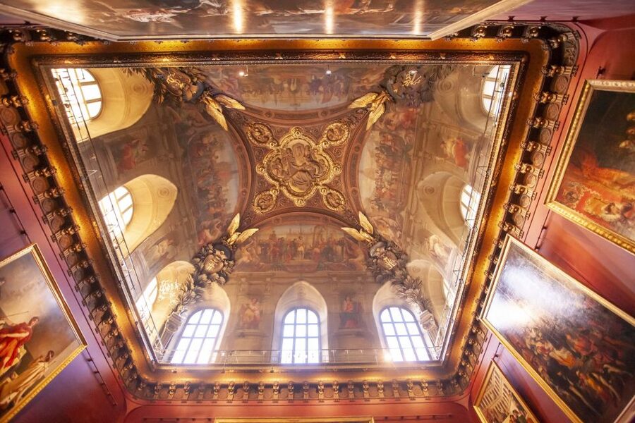 Paris Louvre: 2-Hour Private Tour for Groups or Families - Practical Limits: Bags, Size Rules, and Smooth Museum Flow