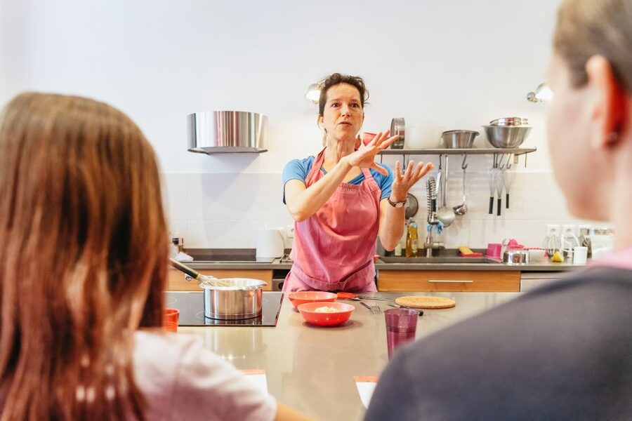 Paris: Macarons Cooking Class with Pâtisserie Chef Noémie - The real point of a Paris macaron class (and why it’s worth $141)