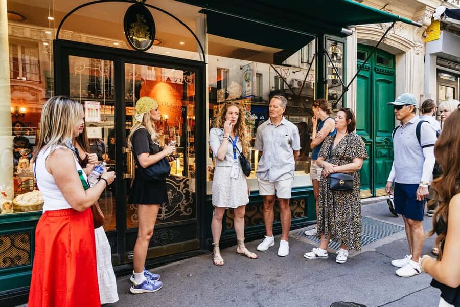Paris: Montmartre Cheese, Wine & Pastry Guided Walking Tour - Price and value: is $127 worth it?
