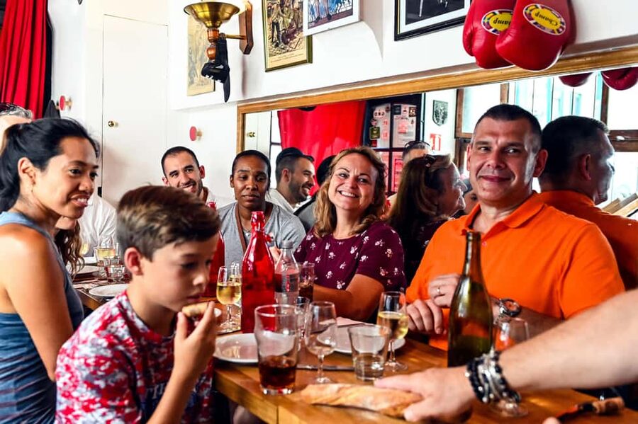 Paris: Montmartre Food Tour with 10 Local Tastings & Wines - Key highlights you can plan around