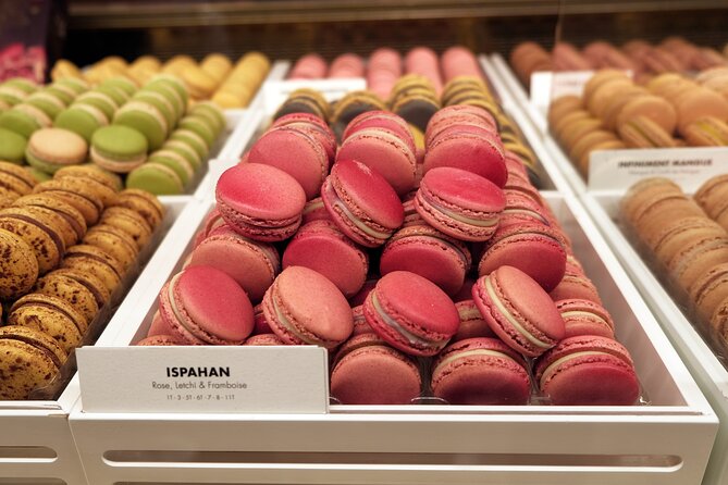 Paris Montmartre Food & Wine Tour with Eating Europe - Stop 6, Le Chocolat Alain Ducasse / Le Comptoir A lEtoile dOr: Bean-to-Bar Chocolate