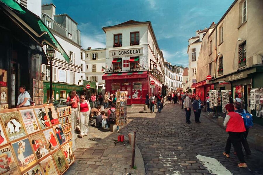 Paris: Montmartre Guided Walking Tour - Montmartre in 90 Minutes, Without Feeling Rushed