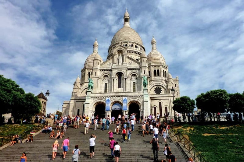 Paris: Montmartre Hidden Gems and Highlights Walking Tour - What to Bring, and How to Make Your Photos Look Better