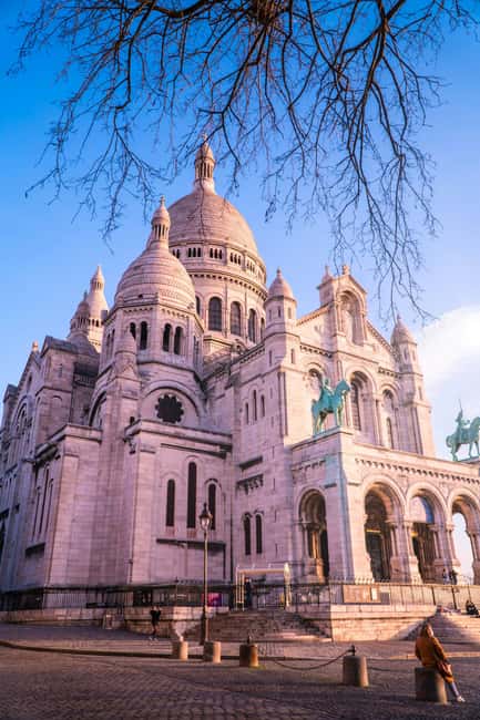 Paris: Montmartre Hidden Gems and Highlights Walking Tour - Parisian Food Stories (Without a Single Bite on the Tour)