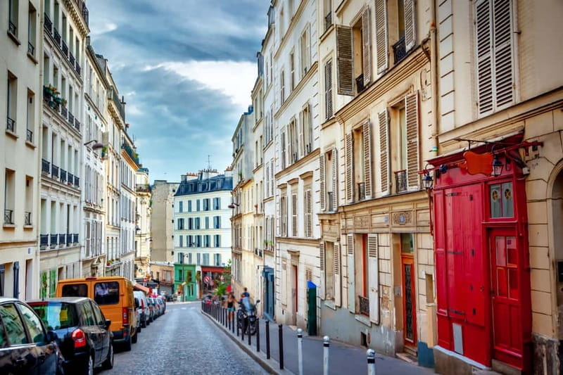Paris: Montmartre Hidden Gems and Highlights Walking Tour - Sacré-Cœur Hilltop Views, Plus What to Do When the Doors Are Open