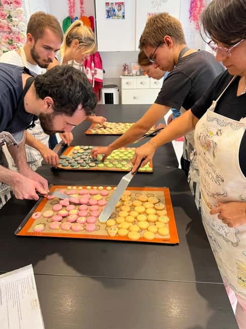 Paris: Montmartre Macaron Baking Workshop - Italian meringue method: the technique that reduces guesswork
