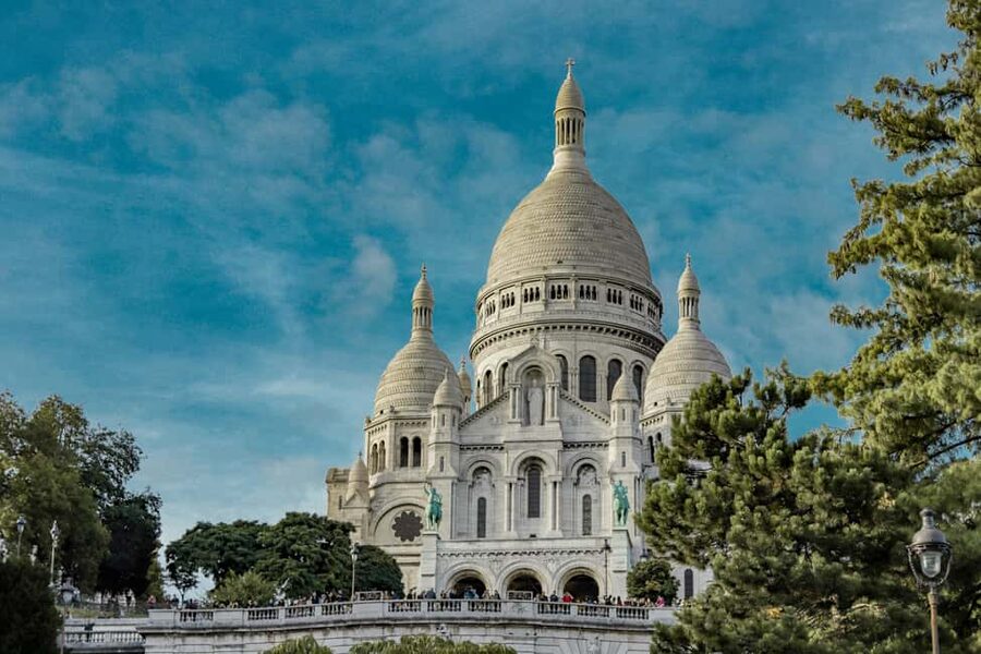 Paris: Montmartre Private Tour for Families - Quick hits for families in Montmartre