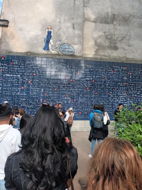 Paris: Montmartre Small Group Guided Walking Tour - Price and Value: What $74 Buys You on This 150-Minute Walk