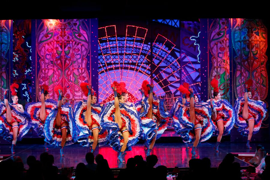 Paris: Moulin Rouge Dinner Show, Champagne, and Transport - Chef Arnaud Demerville’s Belle Epoque dinner, plus half-bottle champagne