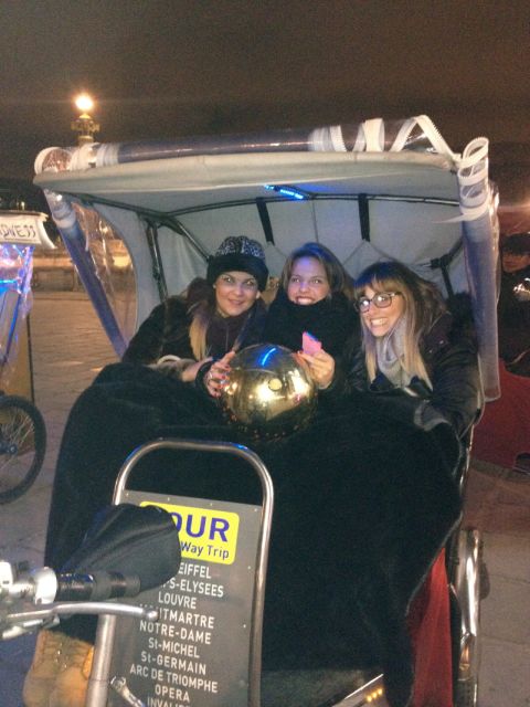 Paris: Nighttime Tuk-Tuk Tour - Museums and grand buildings: Louvre, Orsay, and the Opera at night