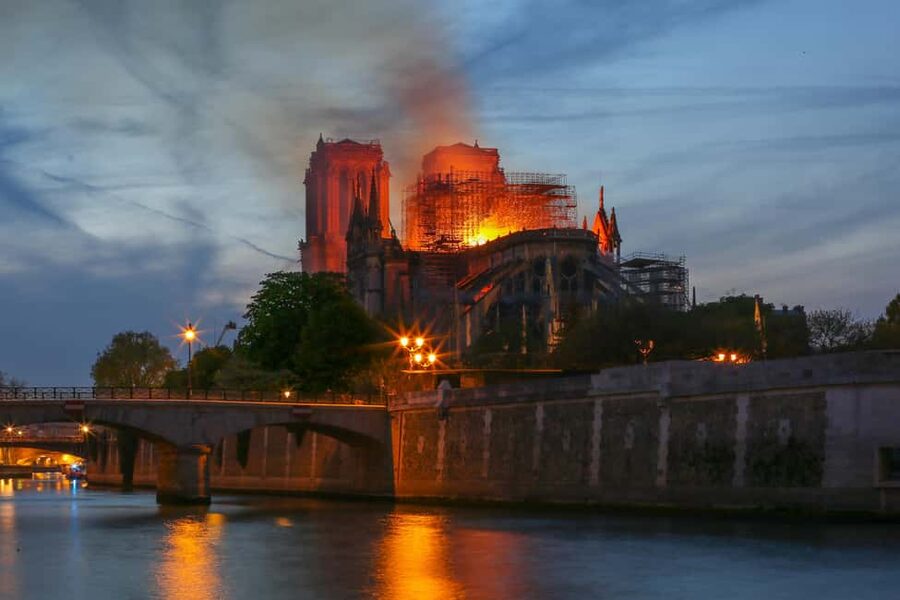 Paris: Notre Dame Cathedral Exterior Guided Tour - Emmanuel Bell and the 2019 fire recovery story