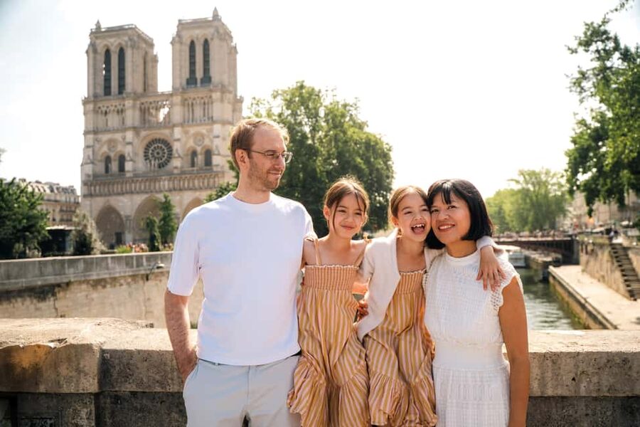 Paris: Notre Dame Interior Guided Tour with Entry Included - Meeting at Cité, Then a Brief Wait at General Access