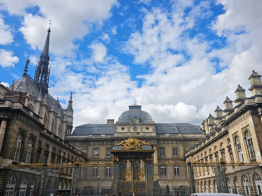 Paris: Notre Dame Outdoor Tour with Sainte-Chapelle / Crypt. - Sainte-Chapelle and the Conciergerie option: why these entries are worth choosing
