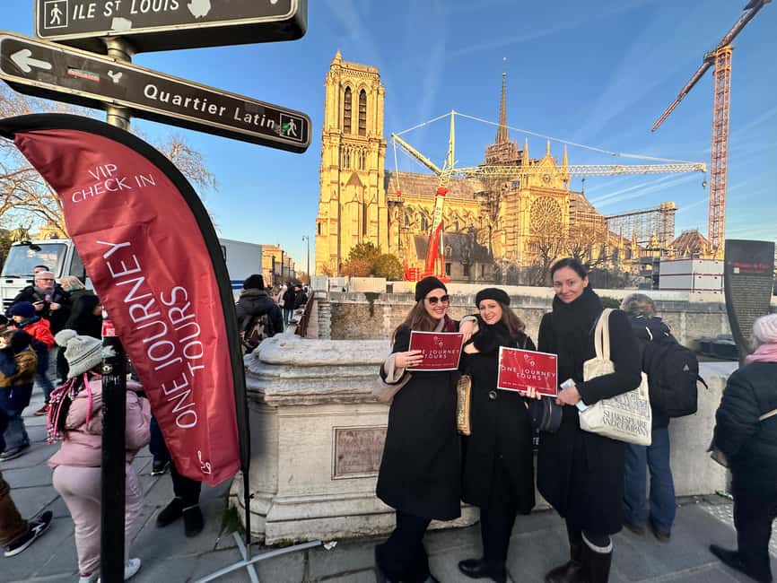 Paris: Notre-Dame Professional Guided Tour with Free Entry - The Gothic details you will actually be able to point out