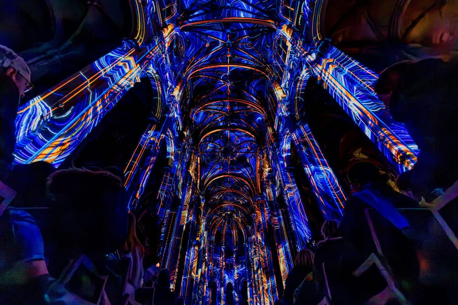 Paris: Nouveau spectacle Son et lumière - LUMINISCENCE - Who Should Go, and Who Might Not Love It