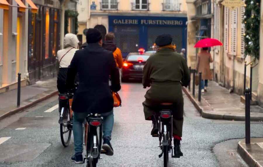 Paris: Off the Beaten Path City Secrets Bike Tour - Arènes de Lutèce to Notre-Dame, Old Paris at Street Level