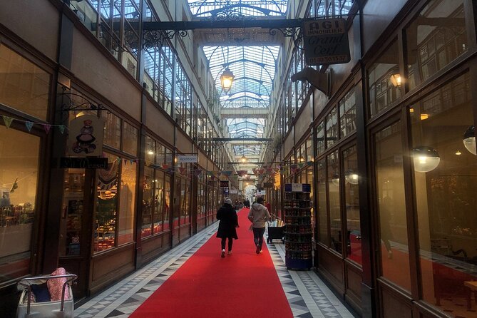 Paris Pastry Tour - Croissants, Macarons & Iconic French Desserts - Who this tour suits best, and who should skip it