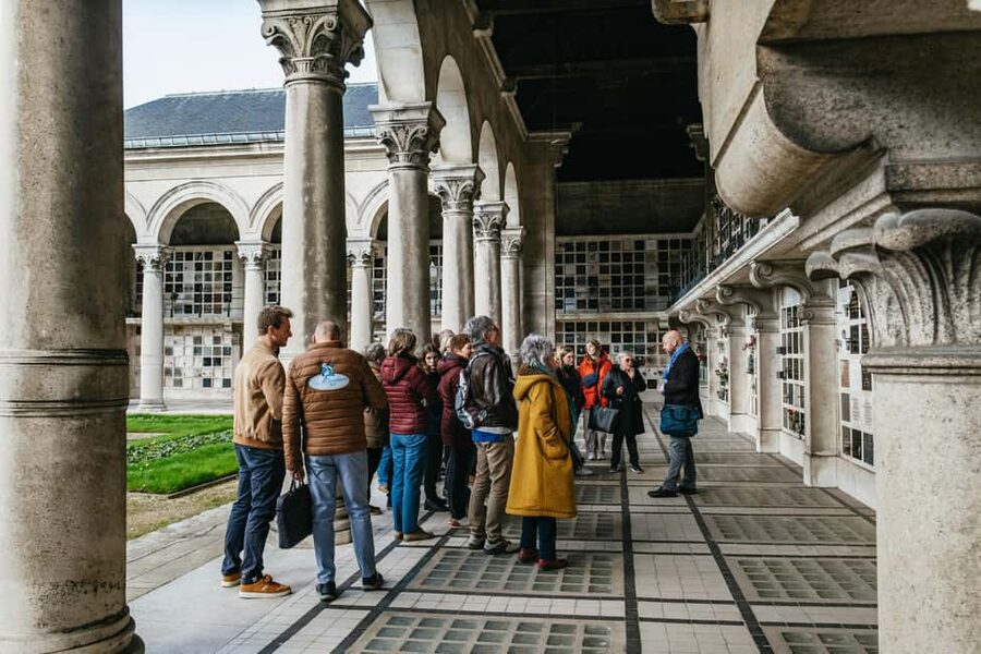 Paris: Pere Lachaise Cemetery Guided Tour - Who This Tour Is Best For