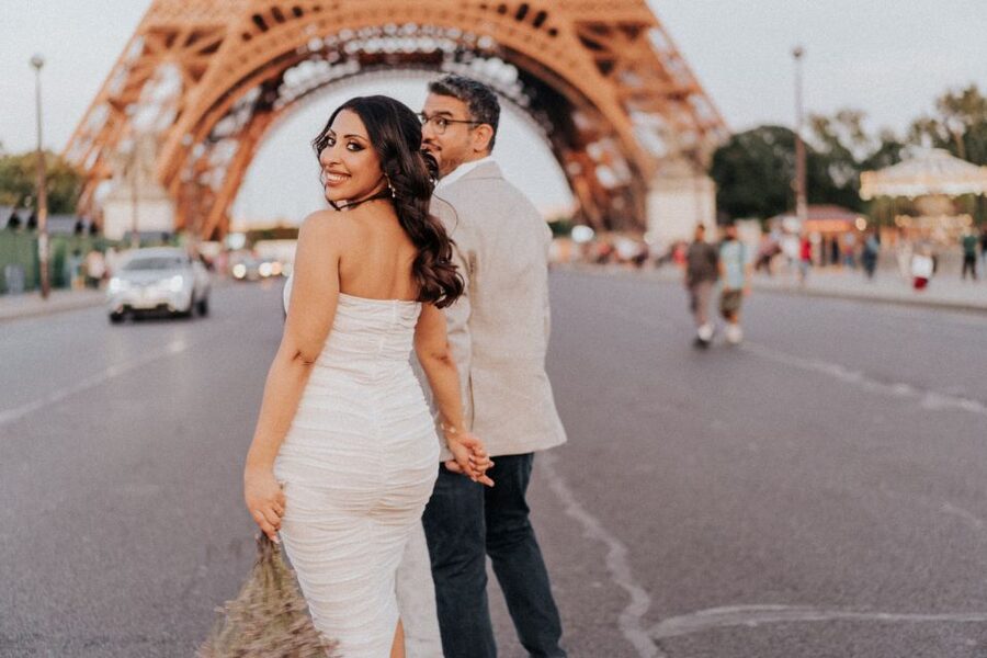 Paris: Photo Shoot with a Private Travel Photographer - Practical tips so your photos look effortless (even if you’re not)