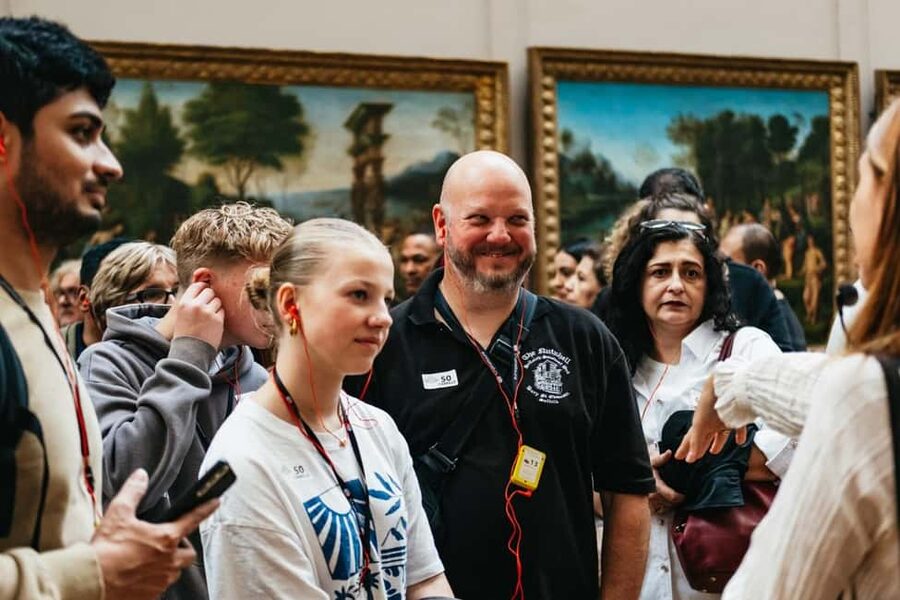 Paris: Priority Access, Guided Louvre Museum Tour w/ Expert - Priority Entrance at the Louvre, and Why It Matters