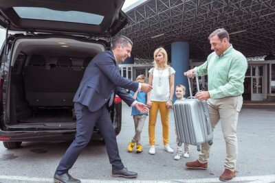 Paris Private Airport Transfer & City Sightseeing Tour