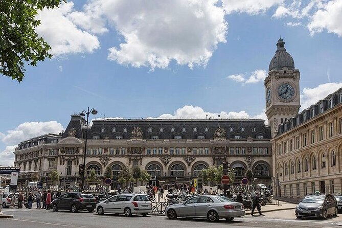 Paris Private Arrival Transfer: Railway Station to Hotel - The ride itself: private, calm, and timed to real Paris traffic