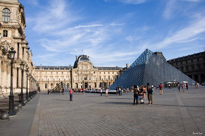 Paris Private Louvre Museum, Must See, 1H30 Tour. - How the guide makes the art feel less intimidating