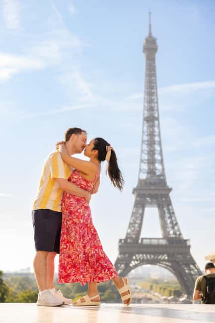 Paris: Private Photoshoot at the Eiffel Tower - Practical tips so you get the best photos without stress