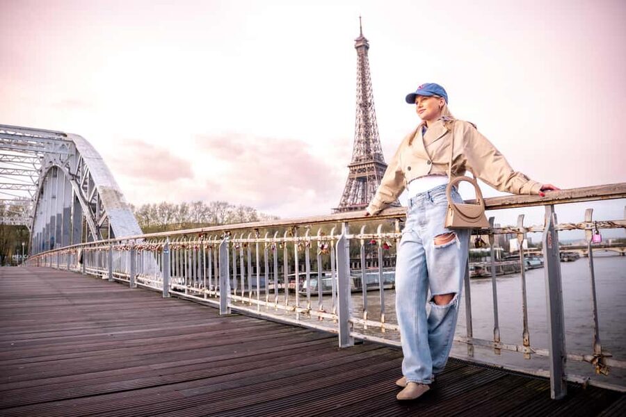 Paris: Private Photoshoot Near Eiffel Tower 55 Photos - Price and value: what you really get for $100