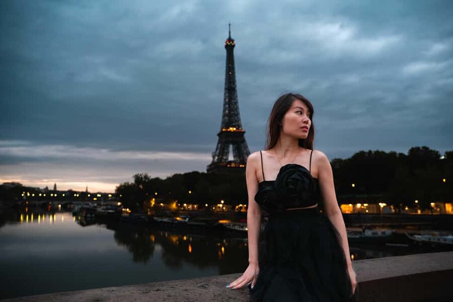 Paris: Private Photoshoot Near Eiffel Tower 55 Photos - Weather and lighting: your photos still hold up