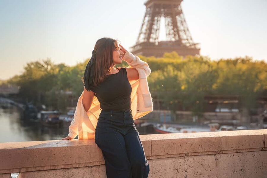 Paris: Professional Photoshoot with the Eiffel Tower - Key things I’d circle before you book