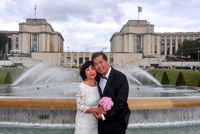 Paris Renew Your Wedding Vows Experience with Professional Photographer - The Photographer’s Role: From Nervous Poses to Multiple Backdrops