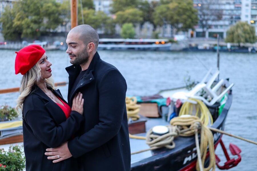 Paris: Romantic Photoshoot for Couples - Getting your photo link fast, and what you should look for in the final images