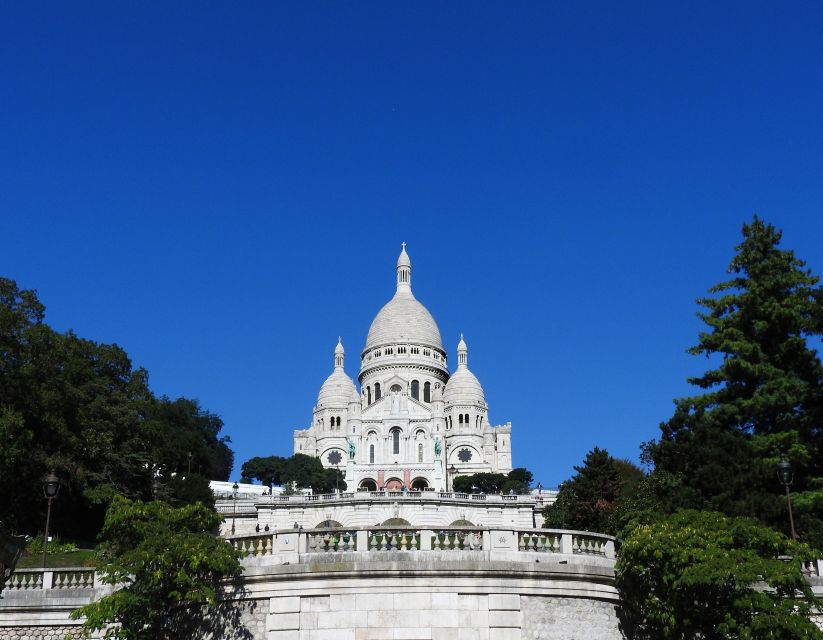Paris: Sacré-Coeur and Montmartre Tour with Expert Guide - Meeting at Carrousel de Saint-Pierre, Square Louise-Michel