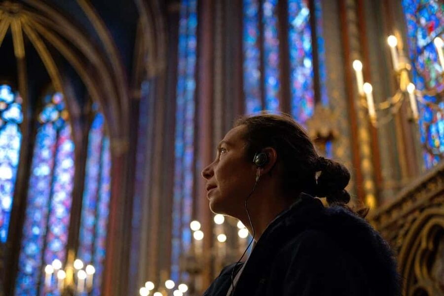 Paris: Sainte-Chapelle, Conciergerie, Notre Dame Guided Tour - Conciergerie: From Royal Palace to Revolutionary Prison