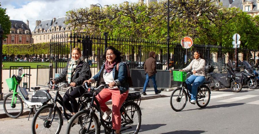 Paris: Scenic E-bike tour with optional Seine Cruise - Key points before you go