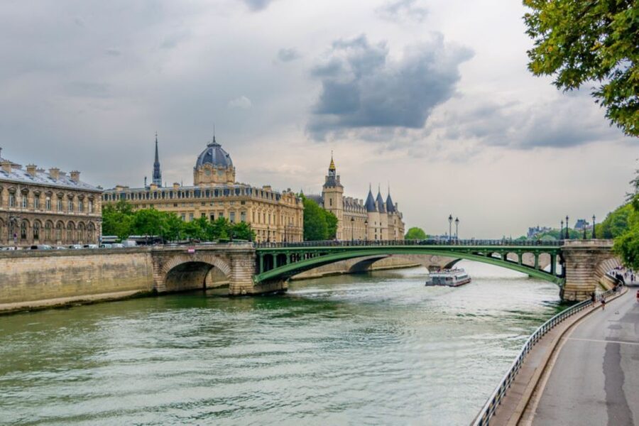 Paris: Seine Cruise with Snack/Optional Eiffel Tower Ticket - Timing And Getting There: How To Make The Day Feel Easy