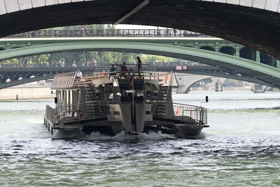 Paris: Seine River Cruise and 3-course Bistro Lunch - Who Should Book This, and Who Might Want Something Else?