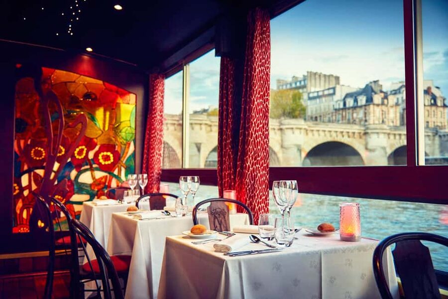 Paris: Seine River Cruise with 3-Course Dinner & Live Music - Value check: window seats, Maxim’s meal, and night-view time