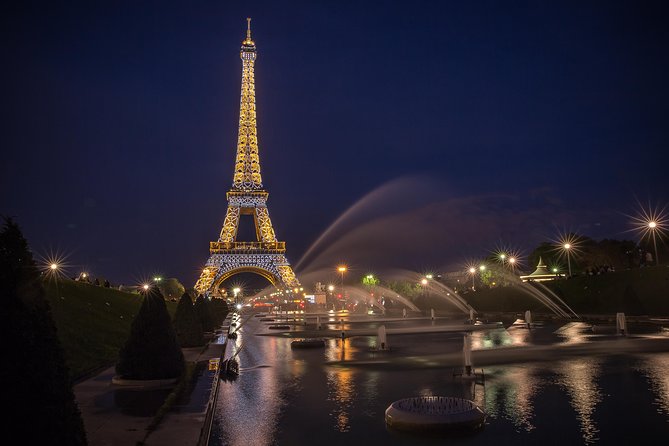 Paris Seine River Dinner Cruise by Maxim's with Champagne & Music - The river route: the Paris skyline you’ll actually see from the boat