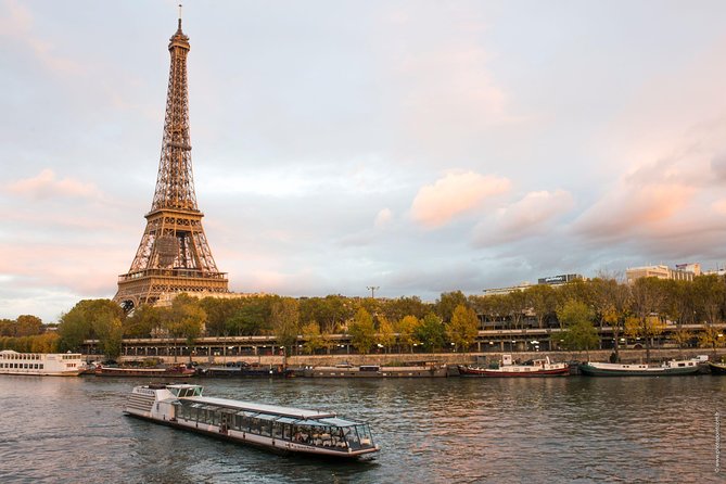 Paris Seine River Gourmet Lunch Cruise with Champagne Option - The 3-course lunch: what you actually get