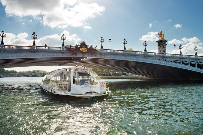 Paris Seine River Hop-On Hop-Off Sightseeing Cruise by Batobus - Price and what makes it good value