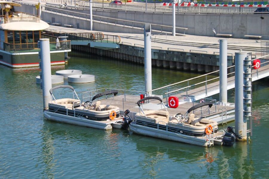 Paris: Seine River Private Guided Pontoon Boat Cruise - Key highlights you should care about