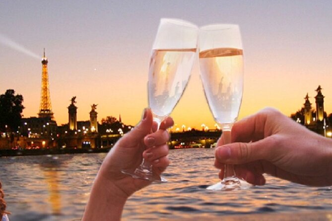 Paris: Seine River Sightseeing Sunset Cruise with Champagne - Watching the Eiffel Tower grow, then sparkle, from the best angle