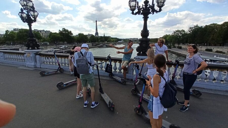 Paris: Small-Group E-Scooter Tour with a Local Guide - Key things I’d watch for on this Paris e-scooter tour