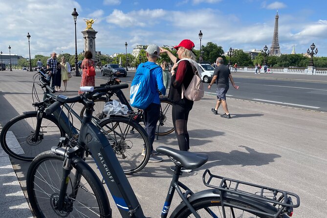 Paris: Small Group Highlights E-Bike Guided Tour - Key Things I’d Plan Around