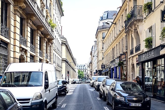 Paris St Germain Food Tour with Cheeses, Foie Gras, Wines & More - Walking pace, group size, and how to dress for it
