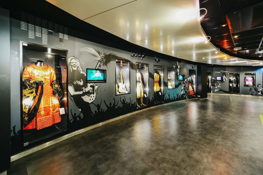 Paris: Stade de France Behind the Scenes Tour - Players Tunnel and Locker Rooms, the Part Football Fans Remember